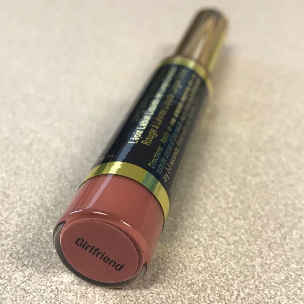 💥NEW COLOR💥Girlfriend LipSense